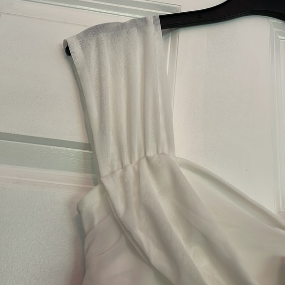 NWT White Ruched Chiffon Midi Dress Size S - Picture 3 of 5